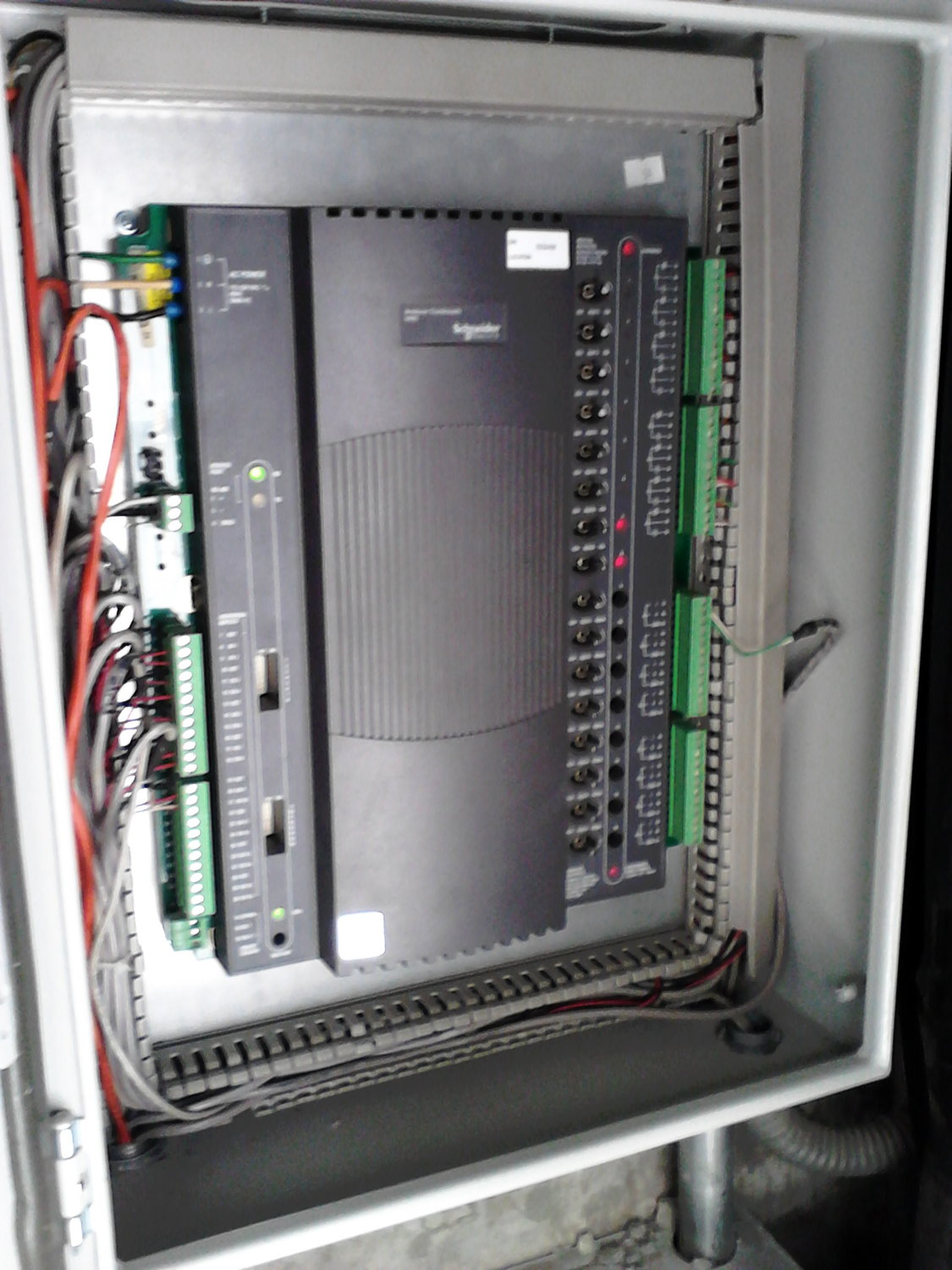 CONTROL DE ACCESO, CERCAS ELECTRIFICADAS&nbsp;Y AUTOMATIZACIÓN DE PUERTAS &nbsp;